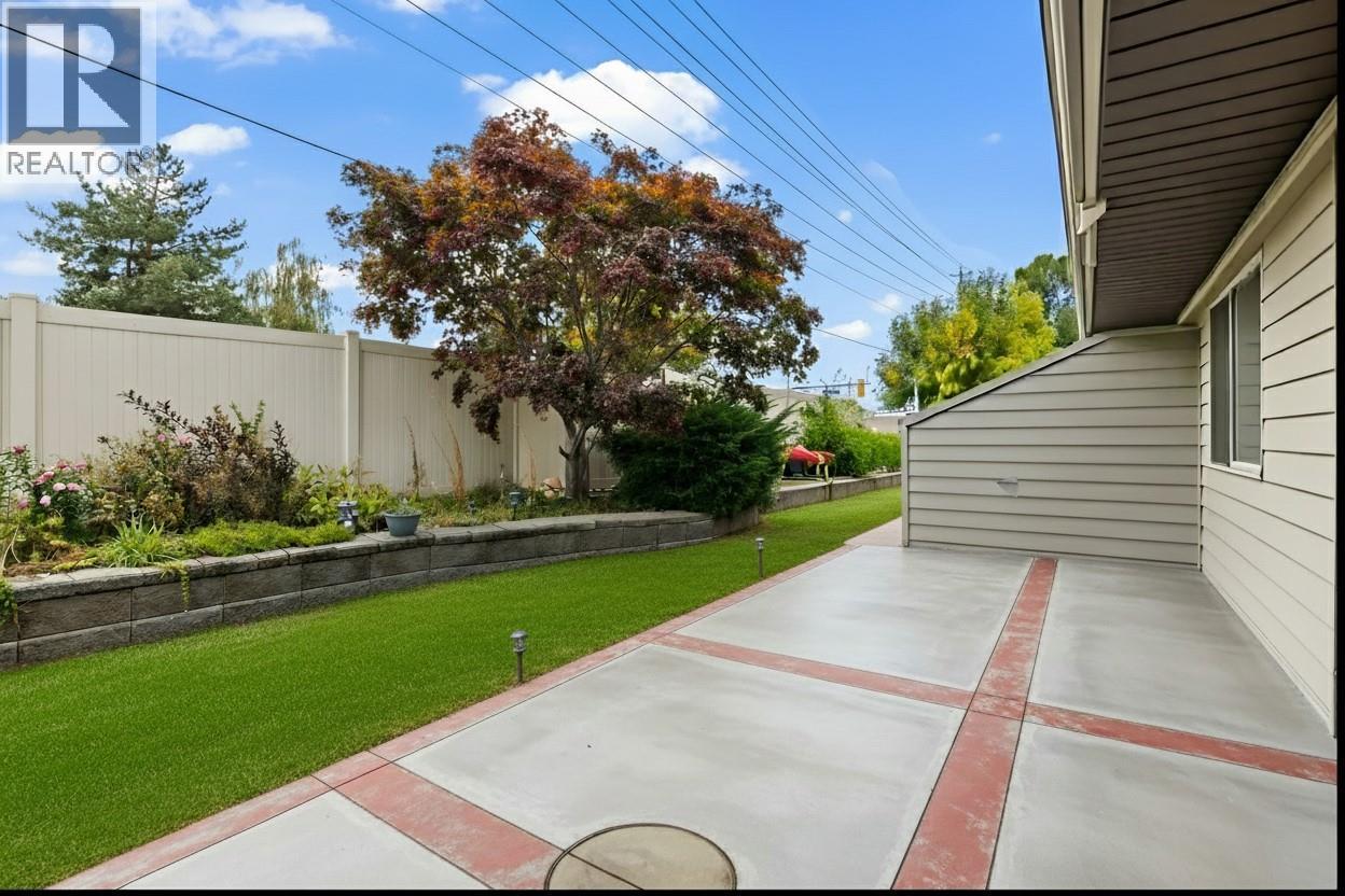 213 1765 Leckie Road, Kelowna