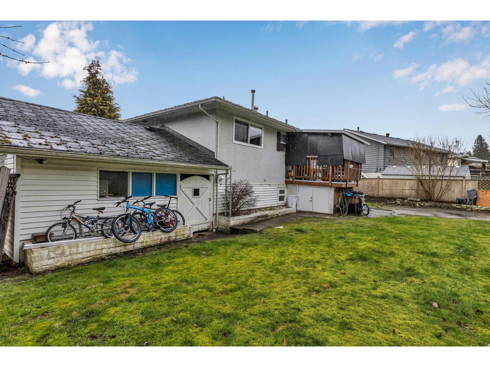 11032 86A Avenue, Delta