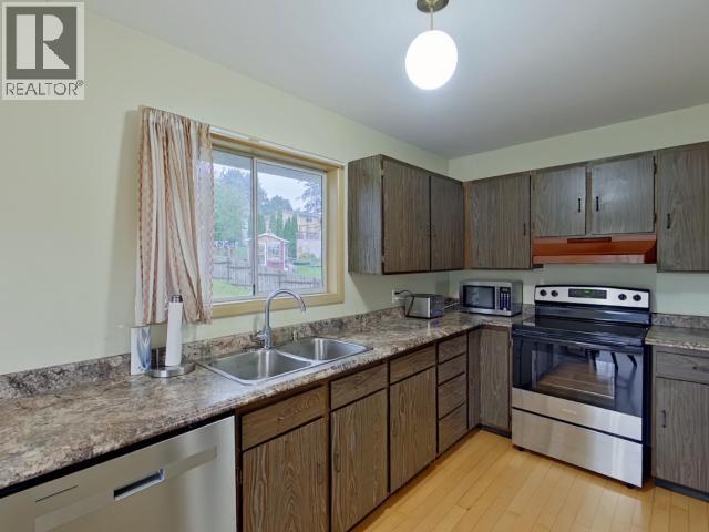 4600 REDONDA AVE, Powell River