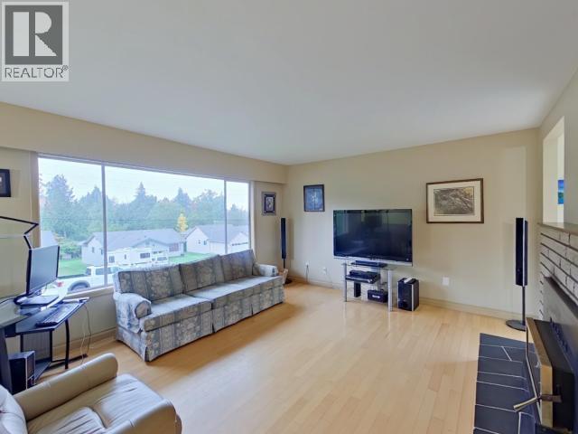 4600 REDONDA AVE, Powell River
