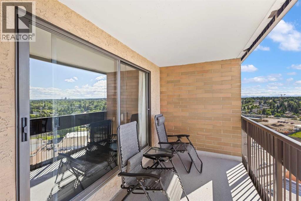 Single Family House for Sale in   Horton Road SW Haysboro Calgary 