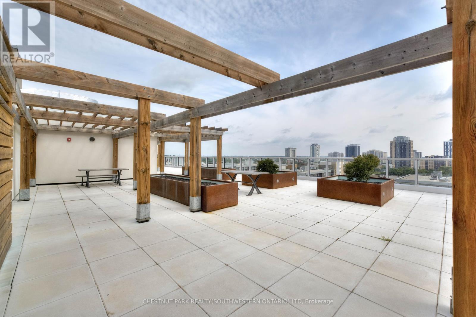 #415 257 HEMLOCK STREET - 15