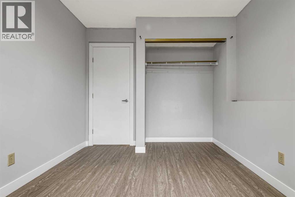 Single Family House 4 Level for Sale in  Laguna Circle NE Monterey Park Calgary 