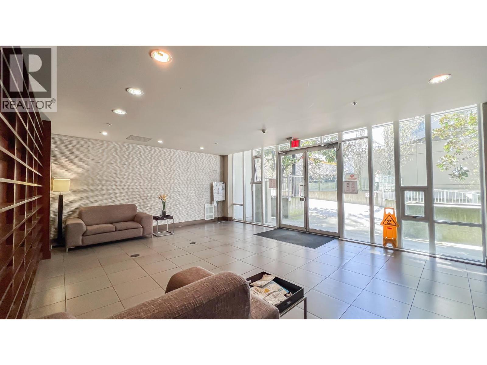 #910-8280 LANSDOWNE Road, Richmond