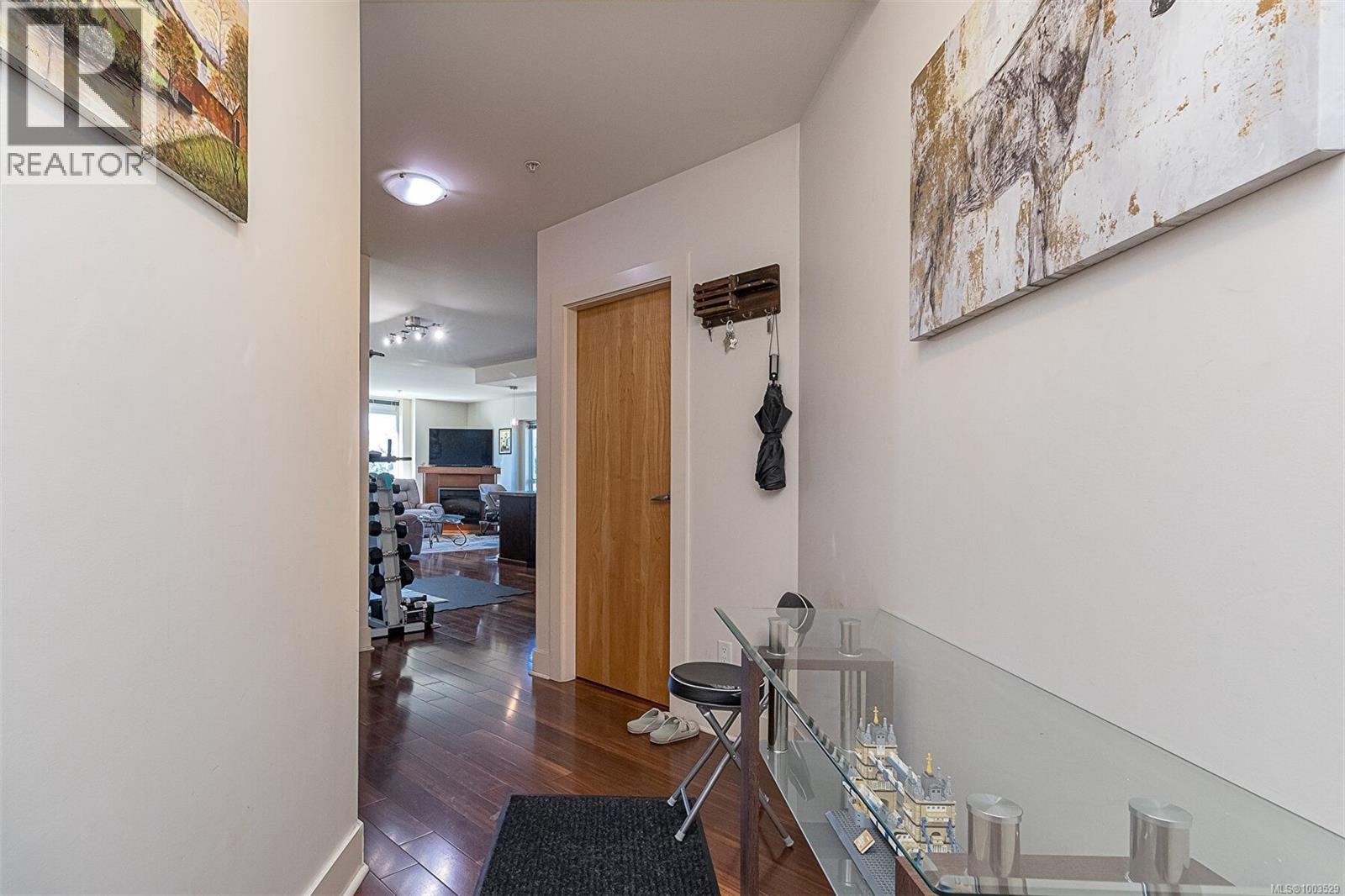 624 2745 Veterans Memorial Pkwy, Langford