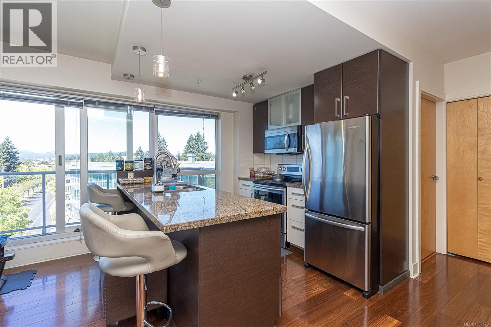 624 2745 Veterans Memorial Pkwy, Langford