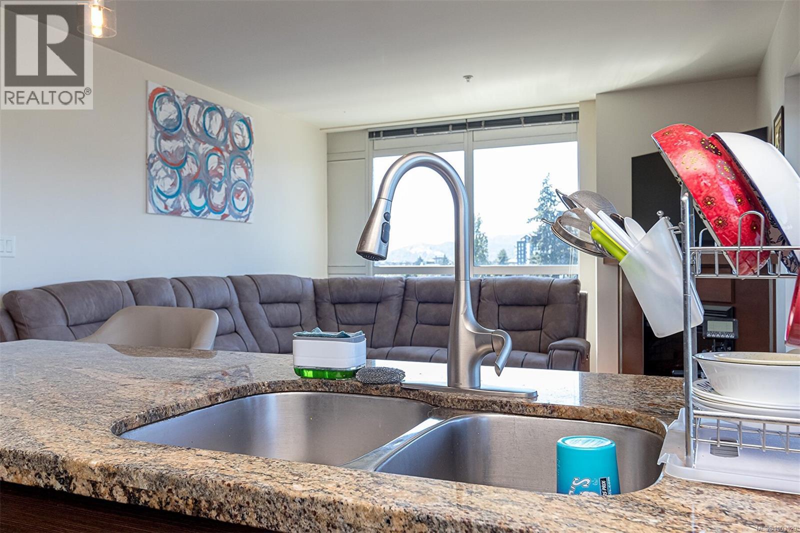 624 2745 Veterans Memorial Pkwy, Langford