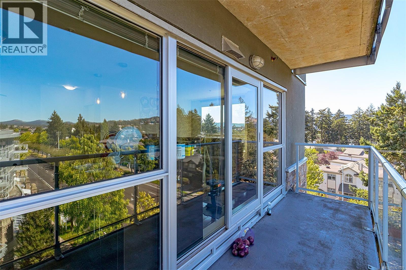 624 2745 Veterans Memorial Pkwy, Langford