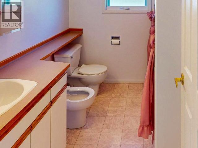 4045 SAVARY PLACE, Powell River