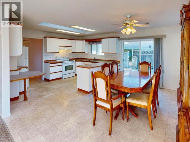 4045 SAVARY PLACE, Powell River