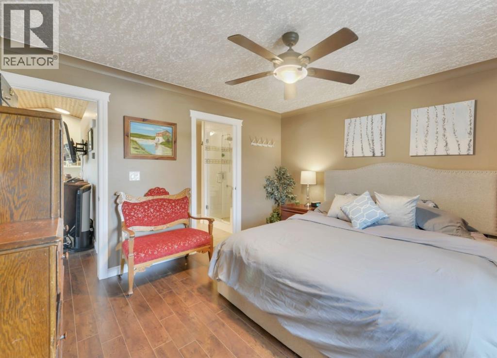 25074 South Pine Lake Road, Rural Red Deer County