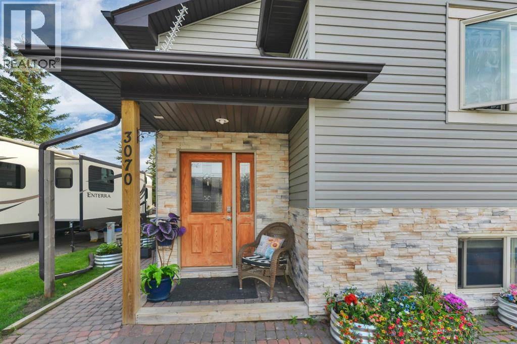 25074 South Pine Lake Road, Rural Red Deer County