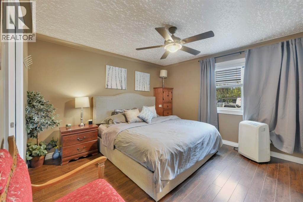 25074 South Pine Lake Road, Rural Red Deer County