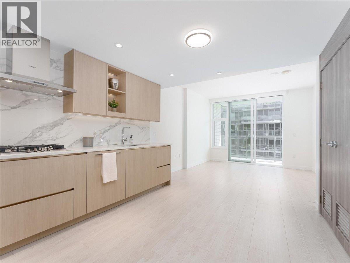 #1187-8671 HAZELBRIDGE Way, Richmond
