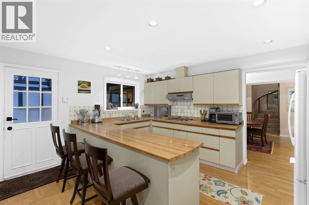 1145 MILLSTREAM ROAD, West Vancouver