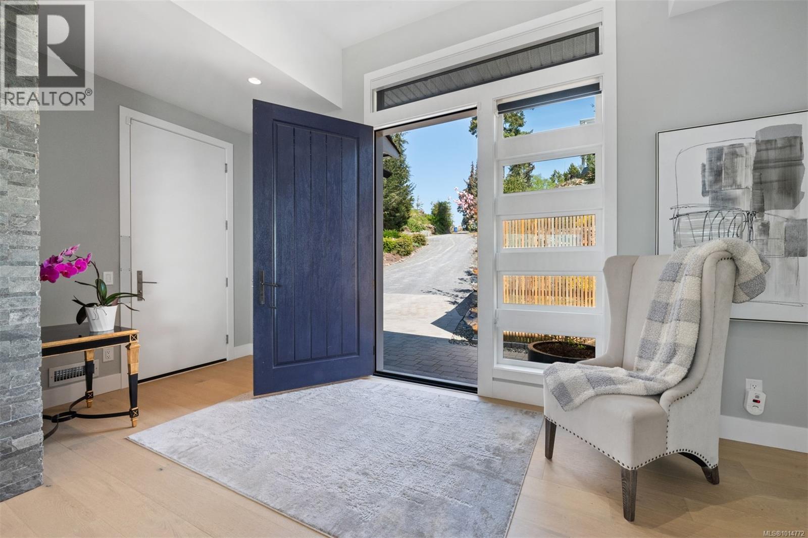  7470 Thornton Heights, Sooke