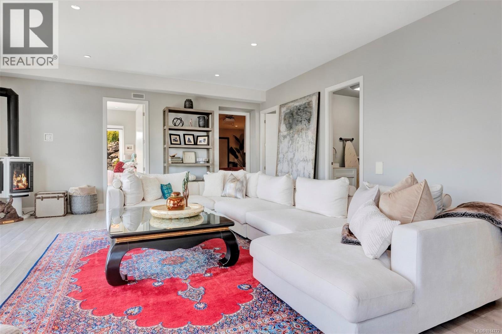  7470 Thornton Heights, Sooke