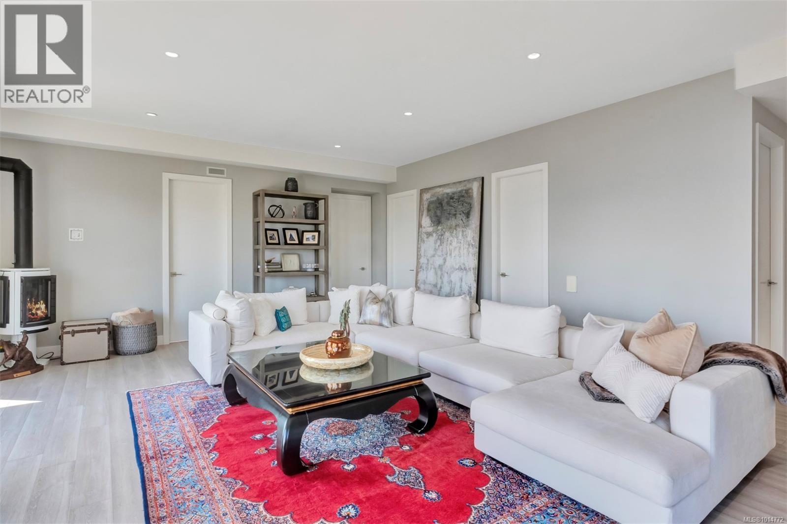 7470 Thornton Heights, Sooke
