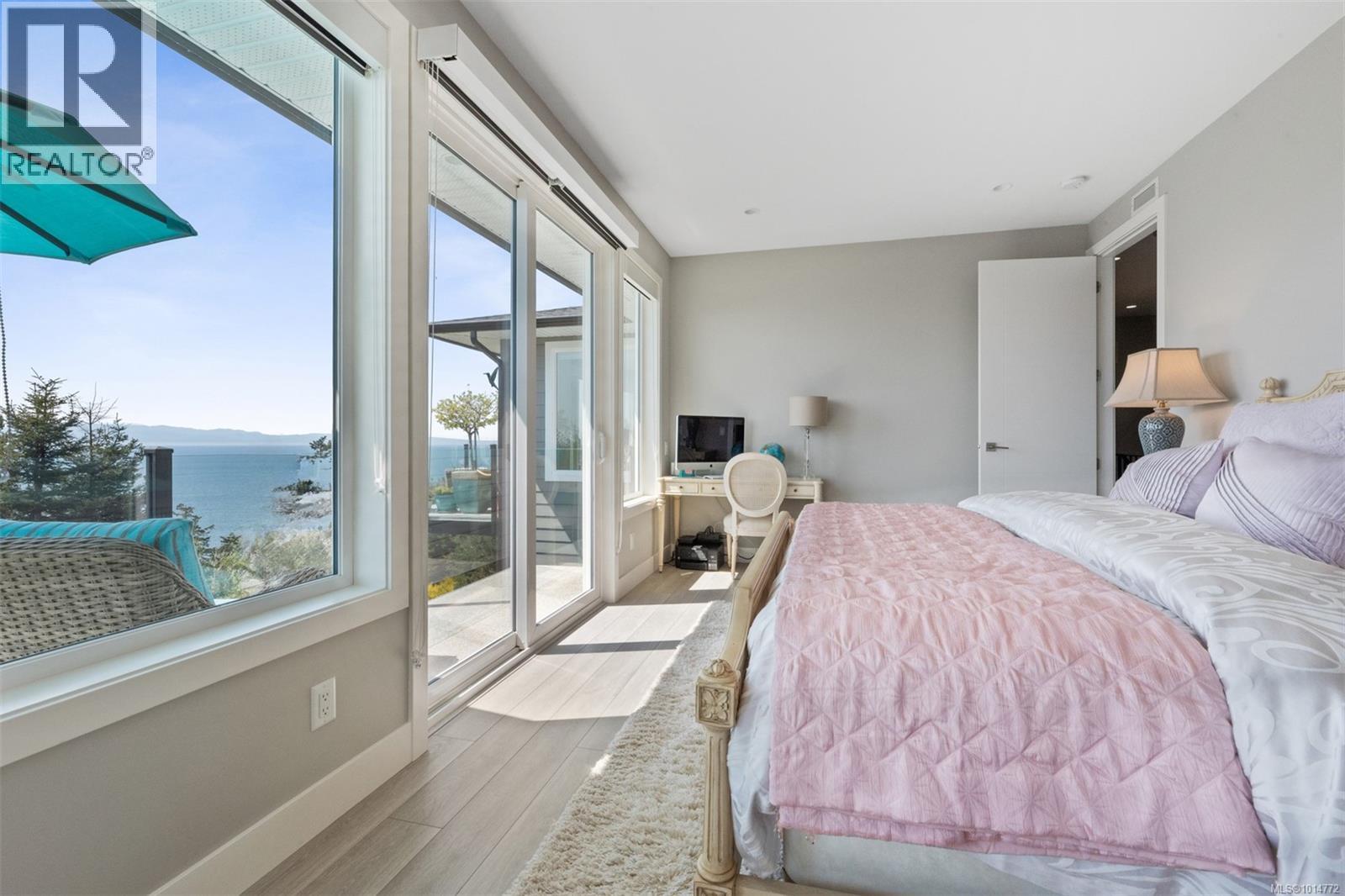  7470 Thornton Heights, Sooke