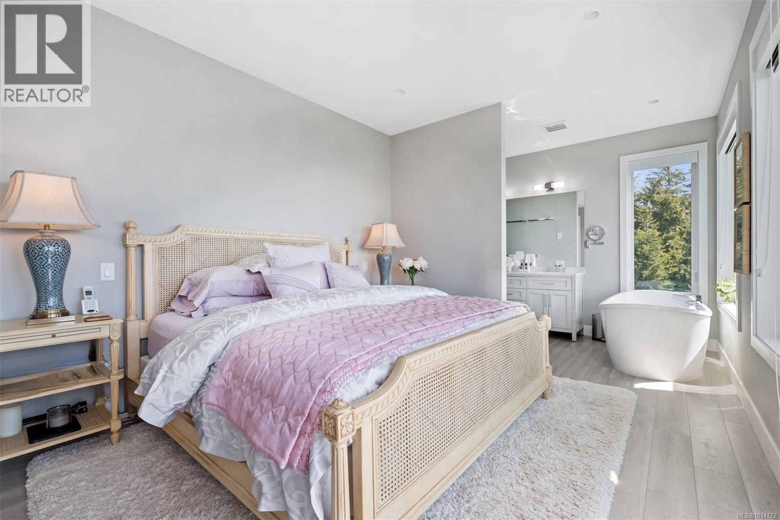  7470 Thornton Heights, Sooke