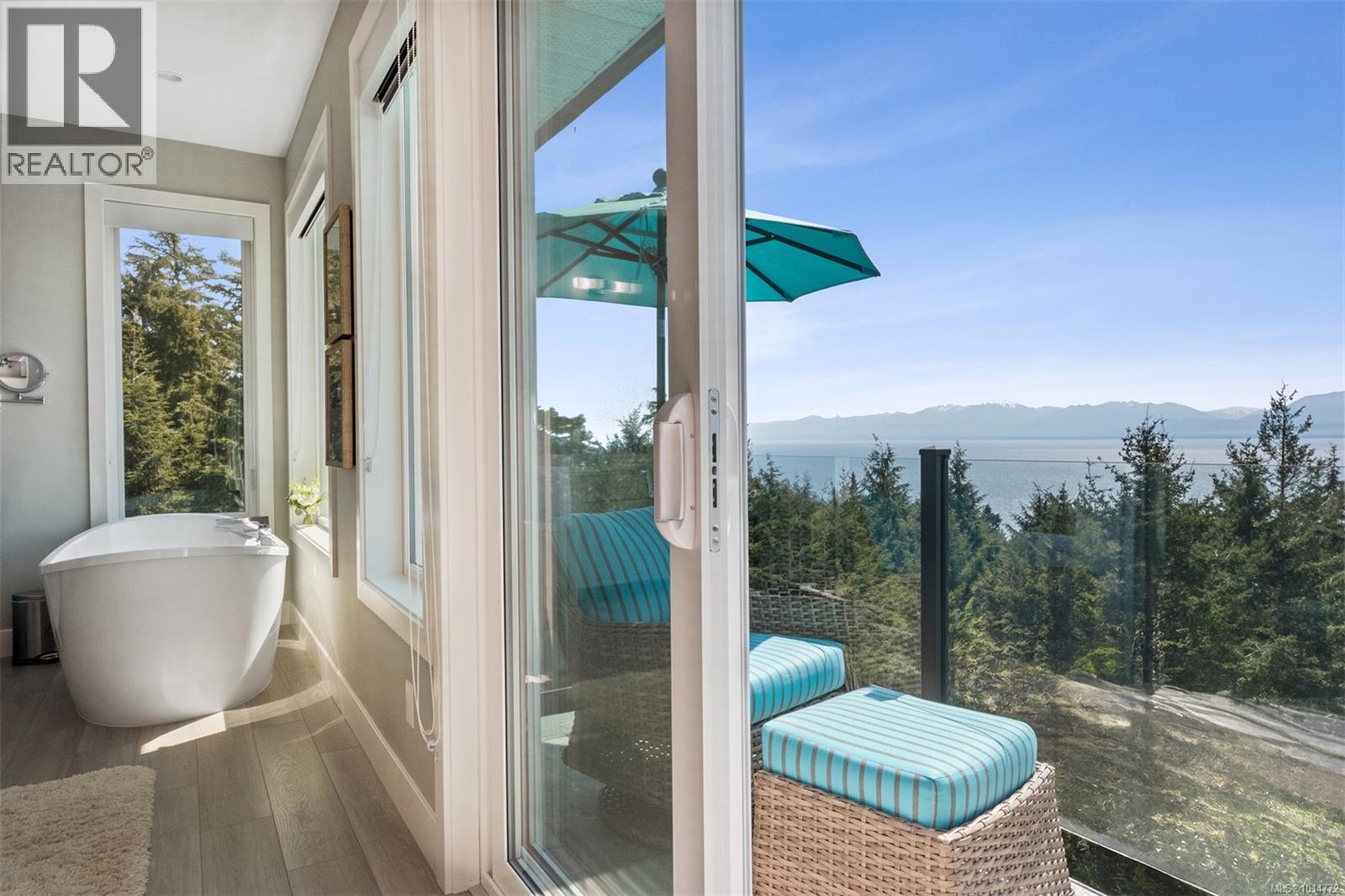  7470 Thornton Heights, Sooke