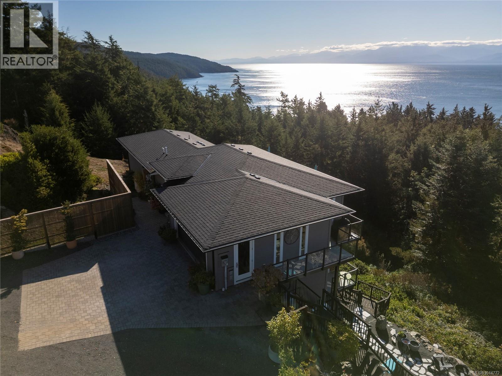  7470 Thornton Heights, Sooke