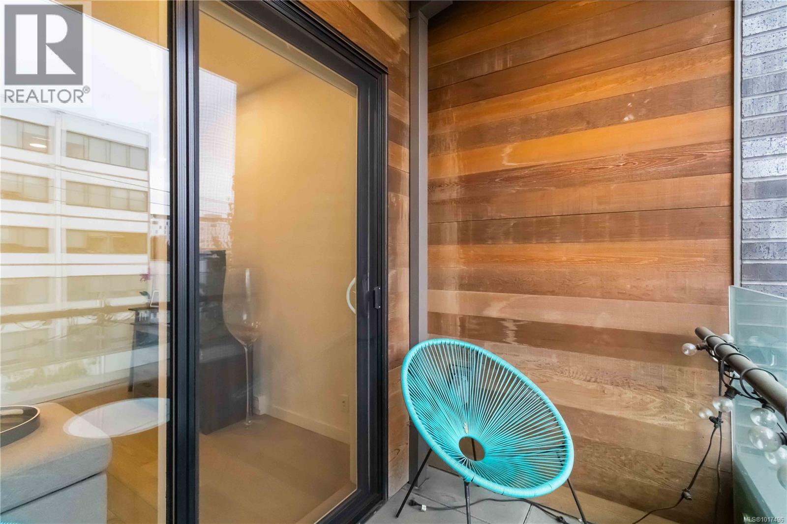 409 1033 Cook Street, Victoria
