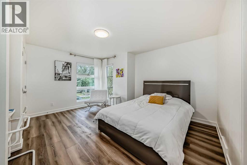 Single Family House for Sale in   Avenue SW Richmond Calgary 