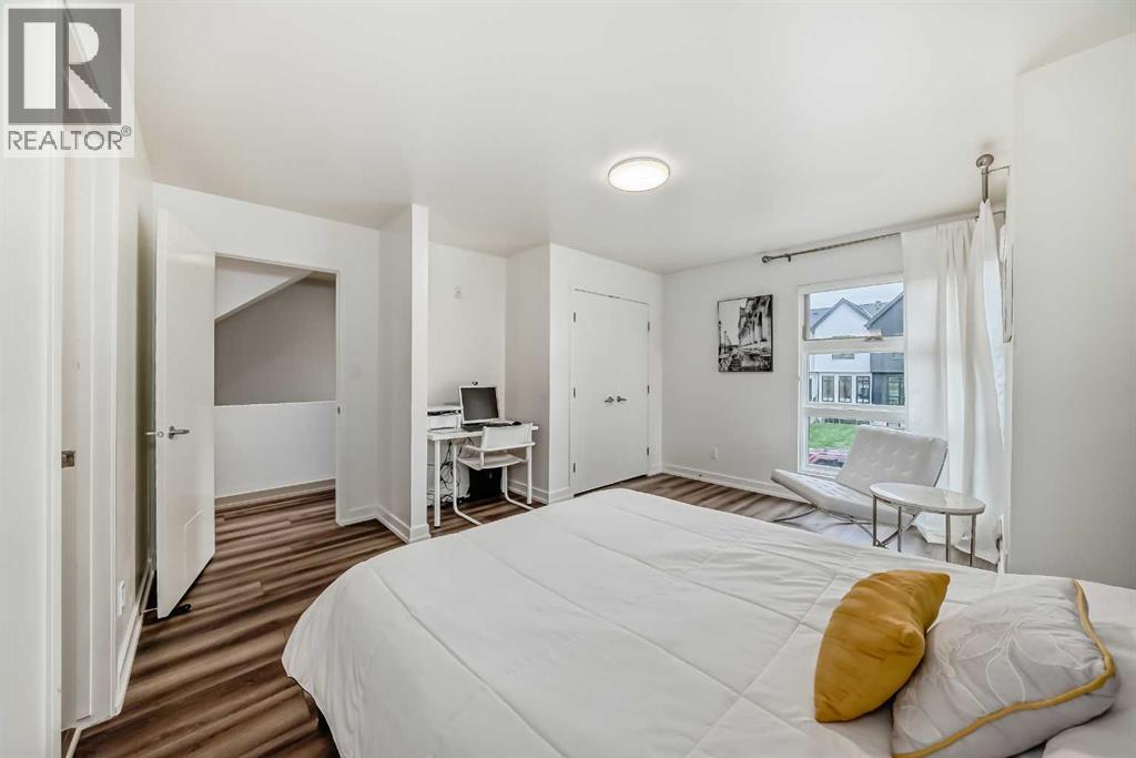 Single Family House for Sale in   Avenue SW Richmond Calgary 
