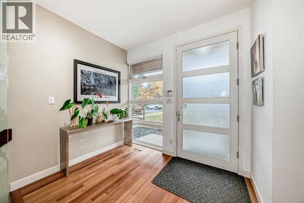 Single Family House for Sale in   Avenue SW Richmond Calgary 