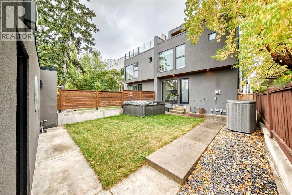 Single Family House for Sale in   Avenue SW Richmond Calgary 