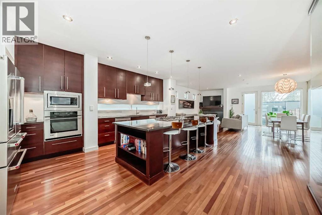 Single Family House for Sale in   Avenue SW Richmond Calgary 