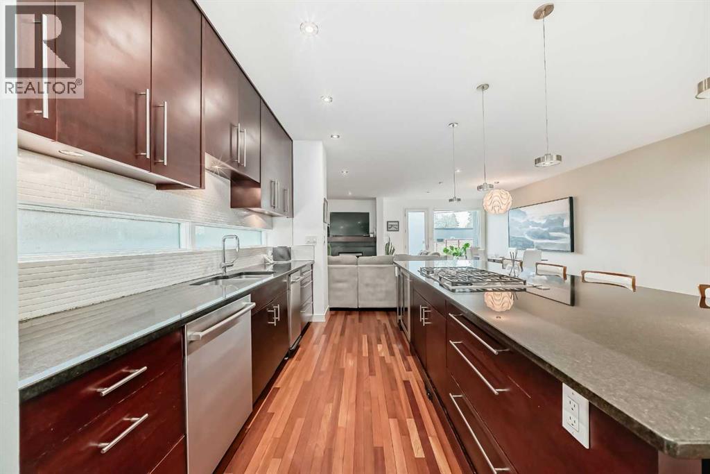 Single Family House for Sale in   Avenue SW Richmond Calgary 