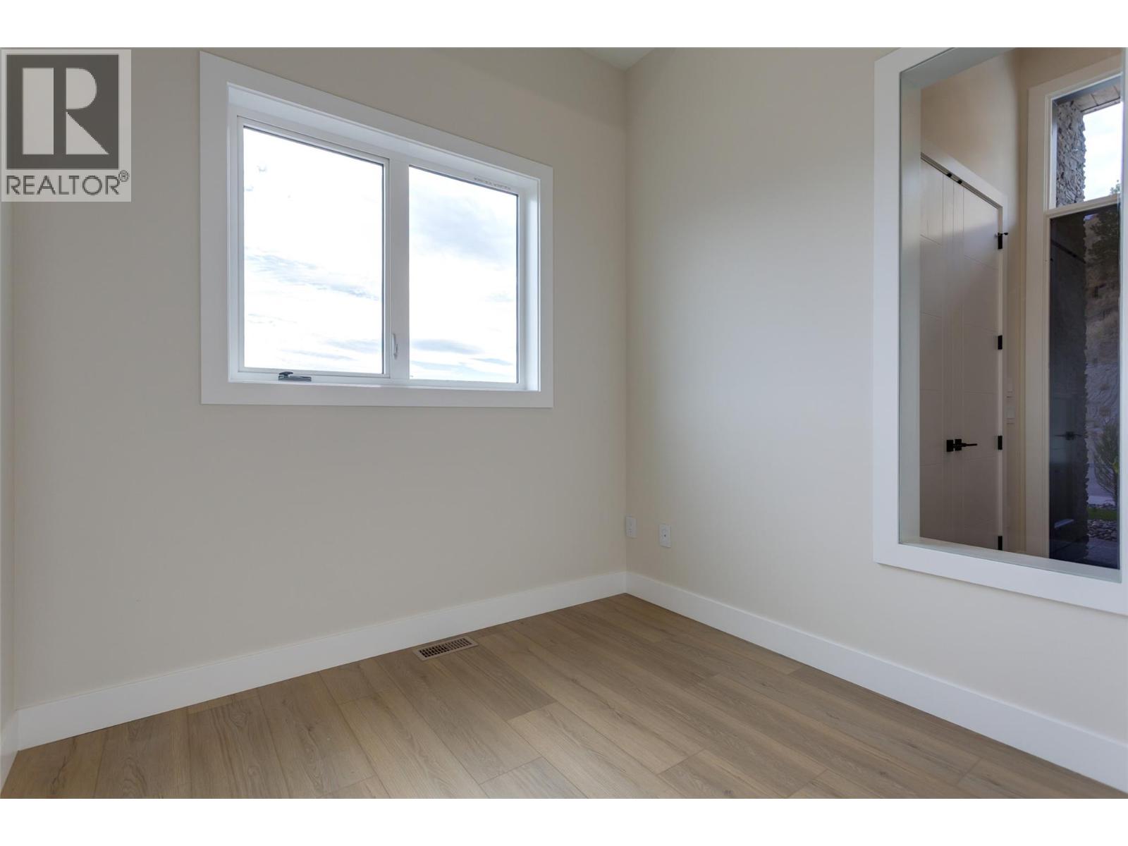  1123 Greenock Court, Kelowna