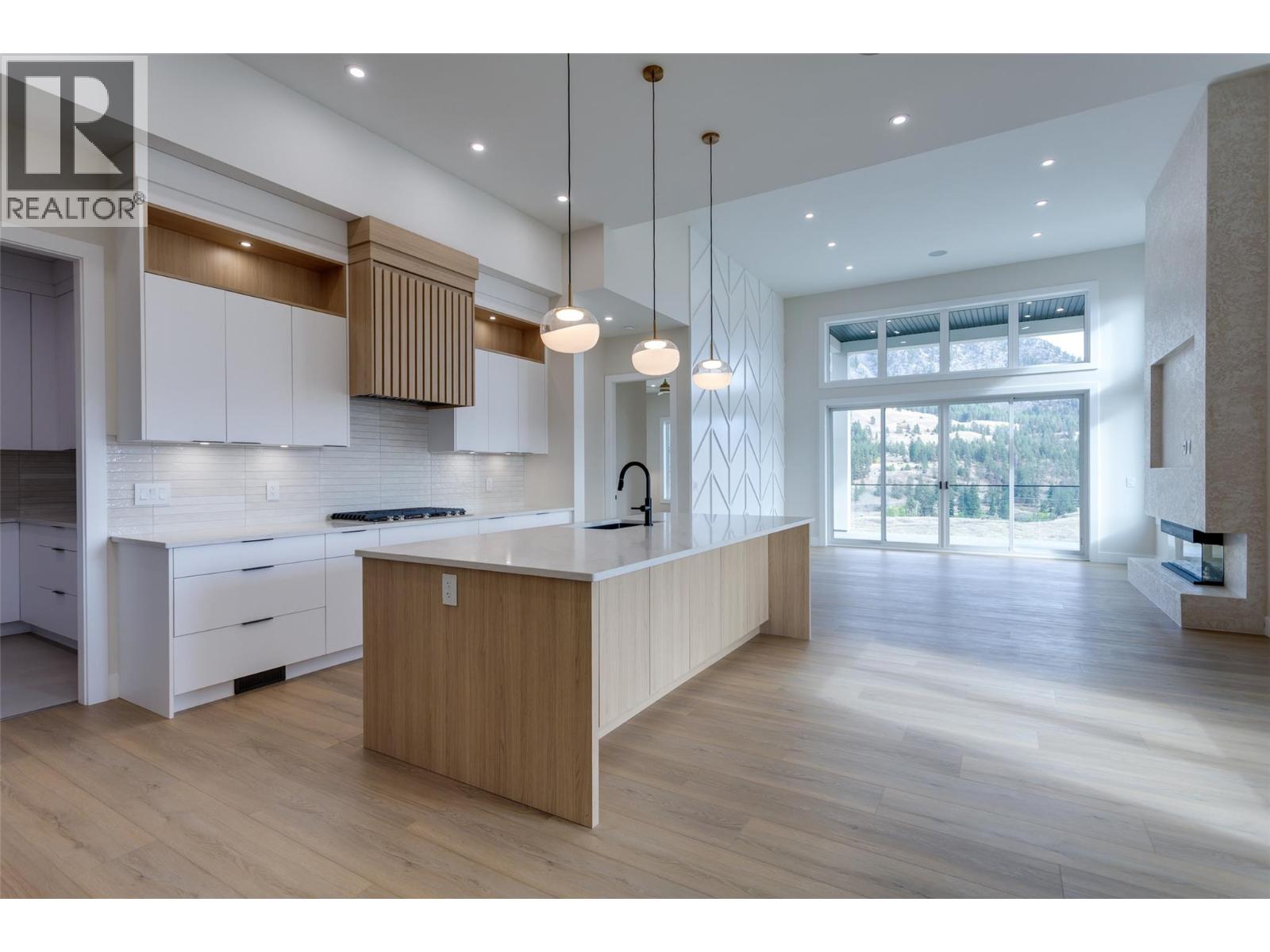  1123 Greenock Court, Kelowna