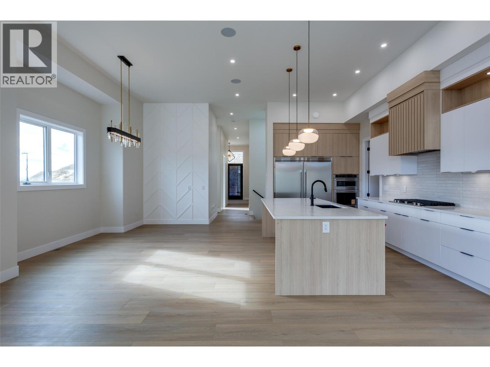  1123 Greenock Court, Kelowna