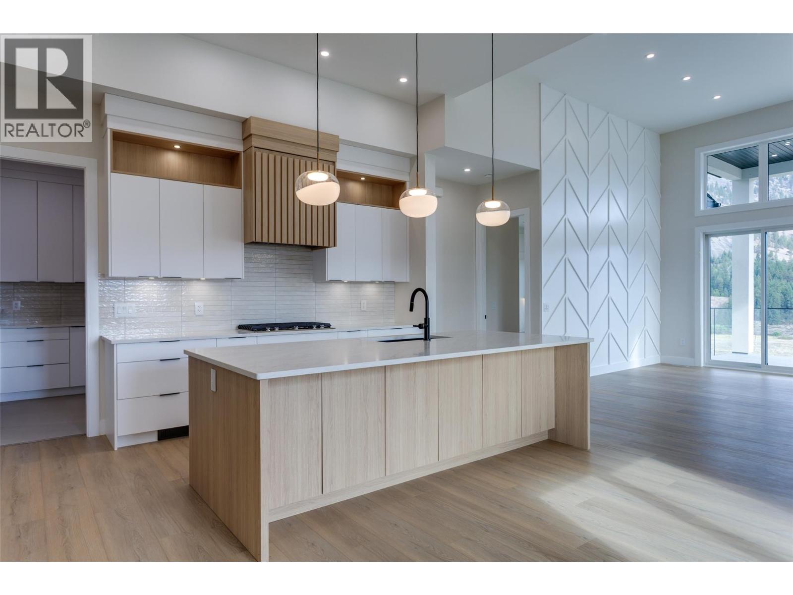  1123 Greenock Court, Kelowna