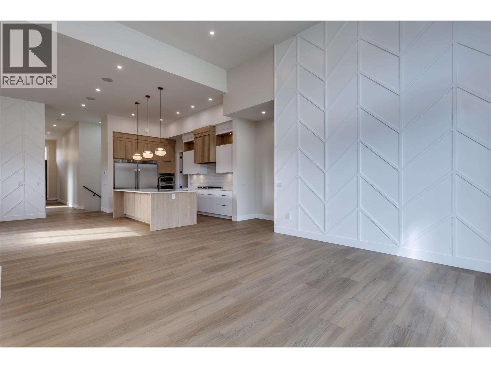  1123 Greenock Court, Kelowna