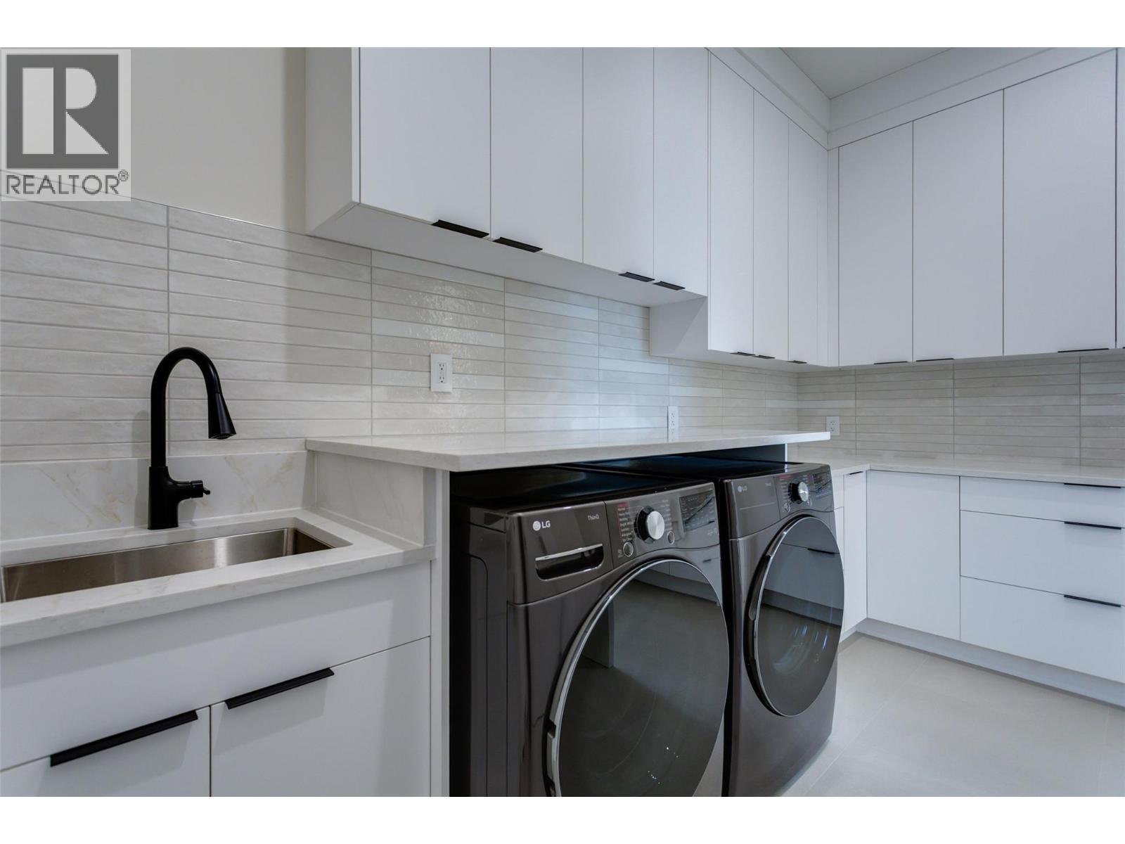  1123 Greenock Court, Kelowna