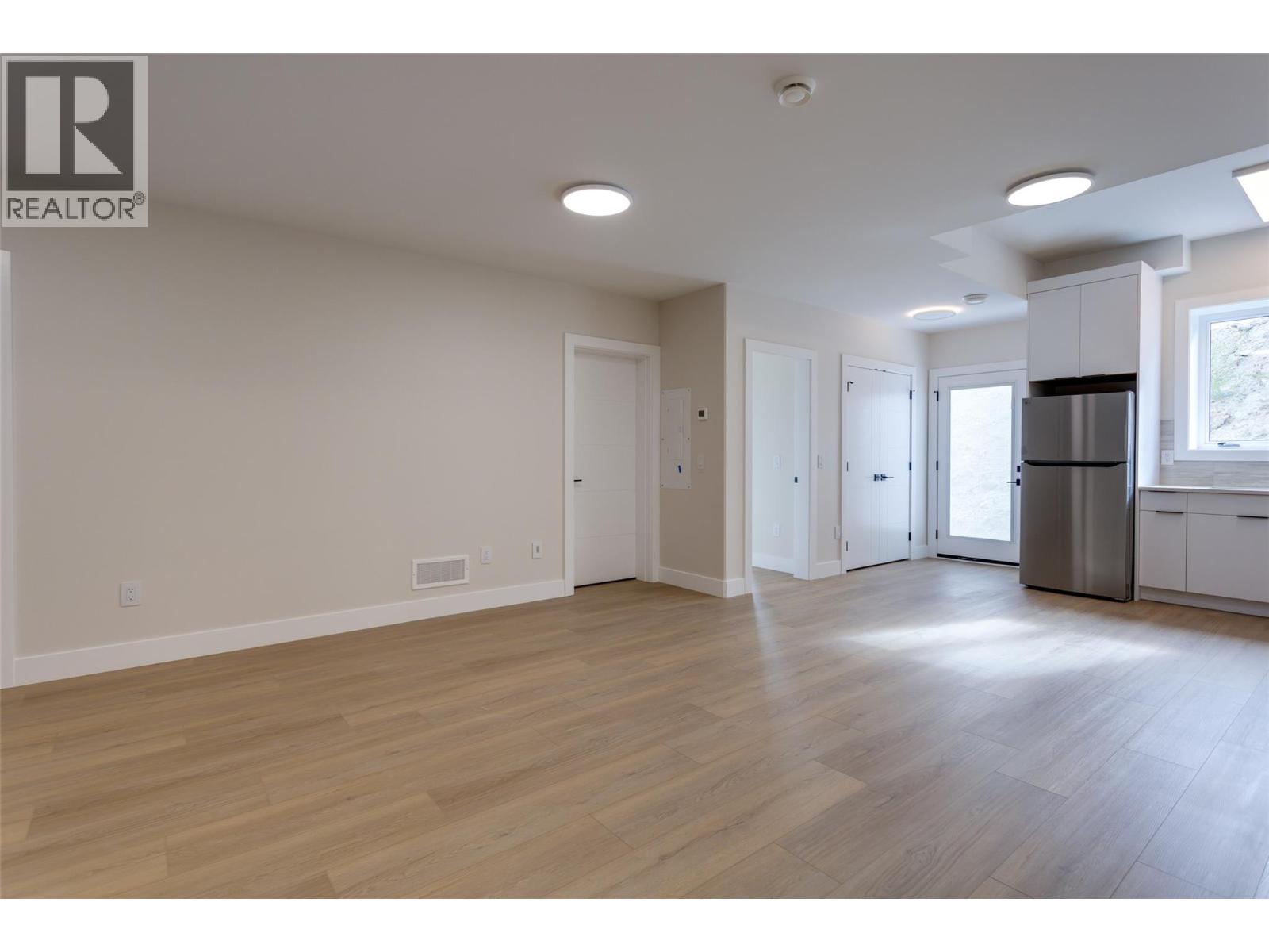  1123 Greenock Court, Kelowna