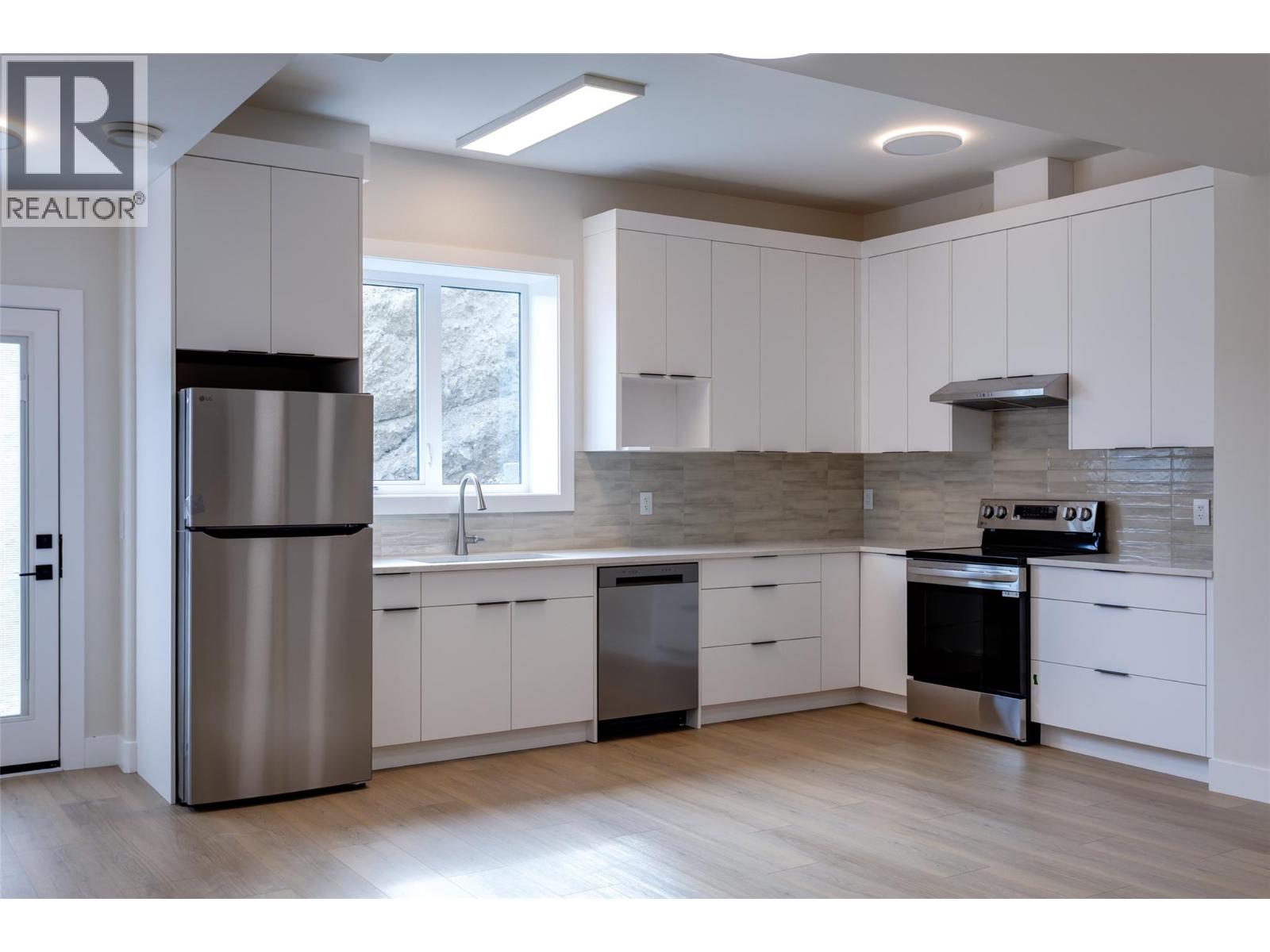  1123 Greenock Court, Kelowna