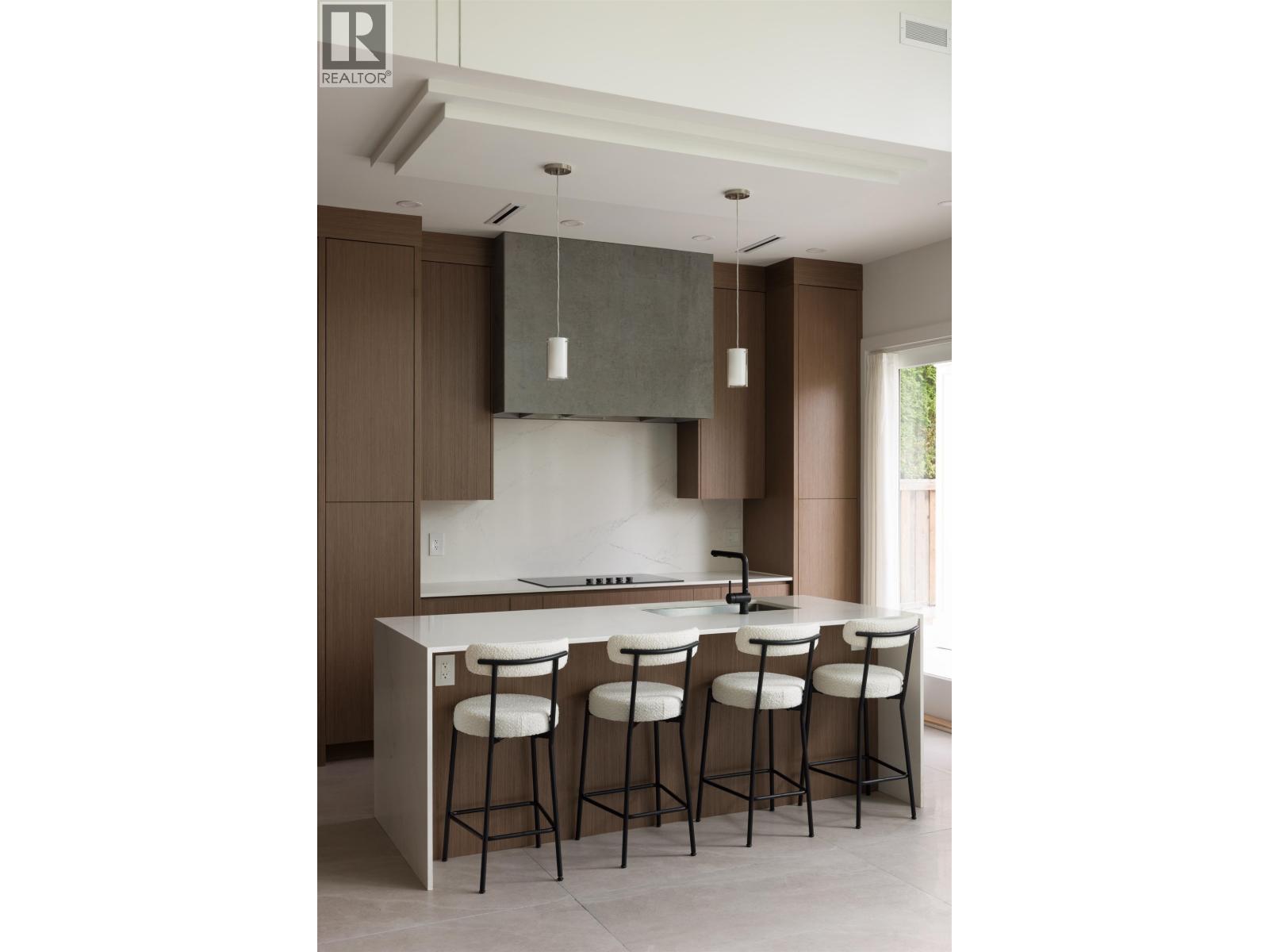 7129 BUFFALO STREET, Burnaby