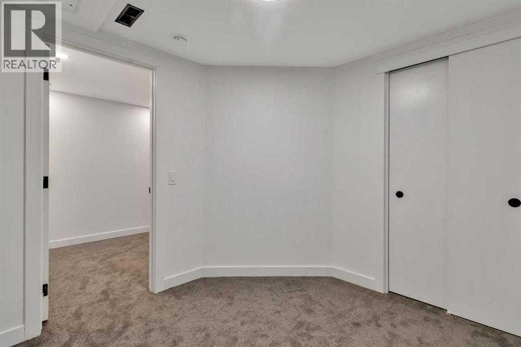 Single Family House for Sale in   Rundleson Road NE Rundle Calgary 