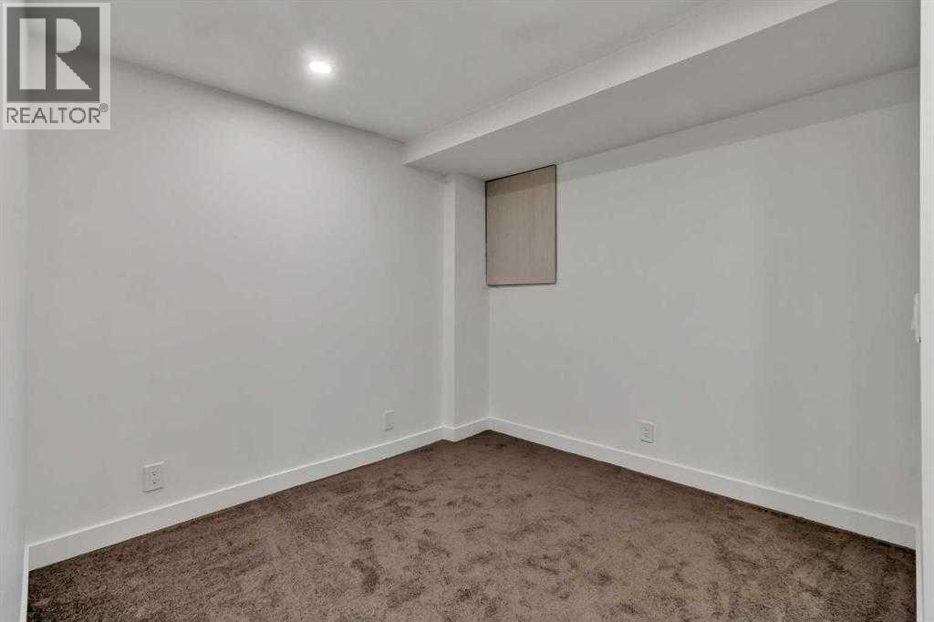 Single Family House for Sale in   Rundleson Road NE Rundle Calgary 