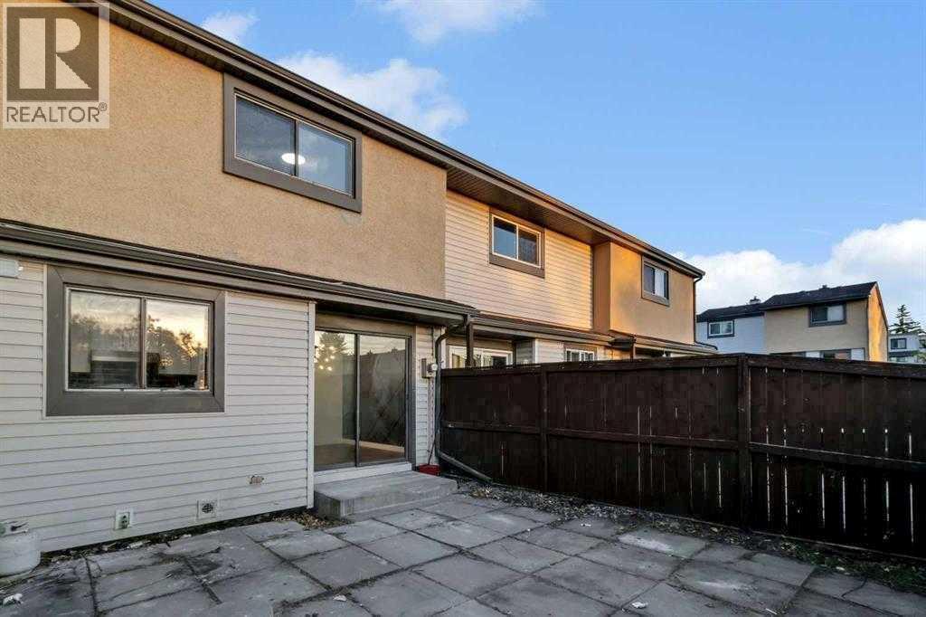 Single Family House for Sale in   Rundleson Road NE Rundle Calgary 