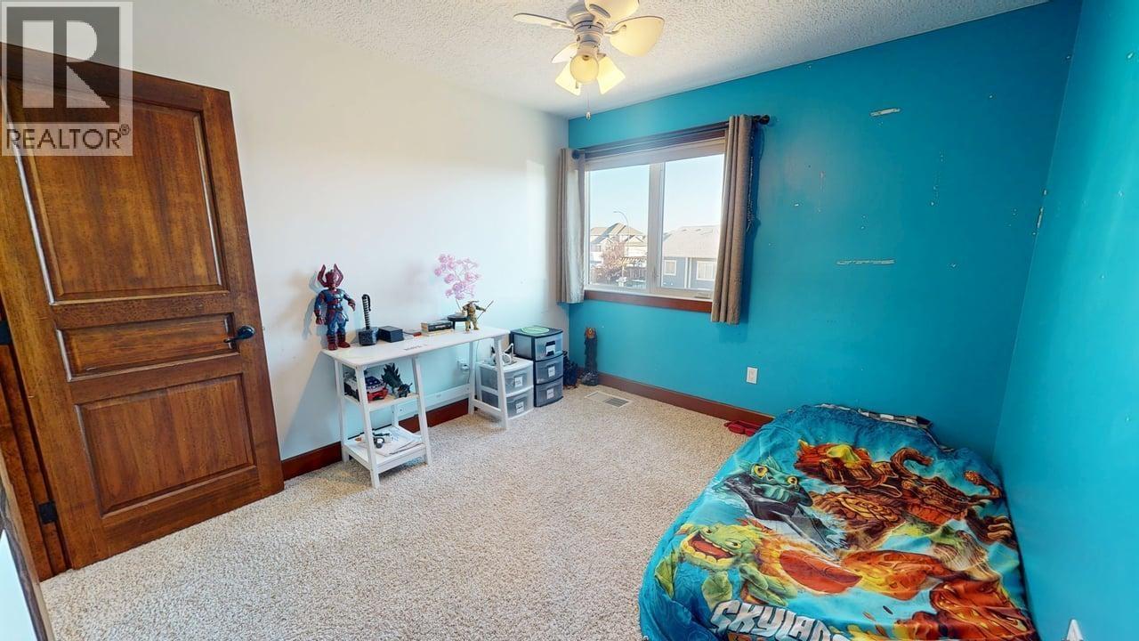 11023 88 STREET - 25