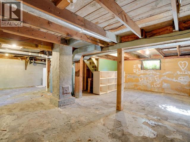 6338 JONCAS PLACE, Powell River