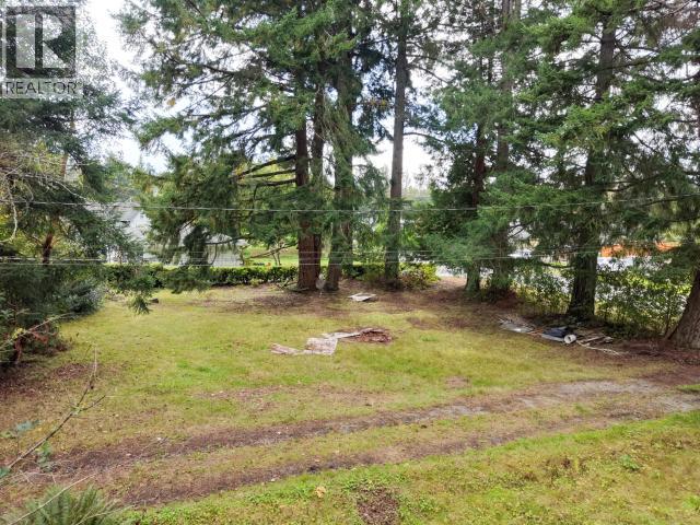 6338 JONCAS PLACE, Powell River
