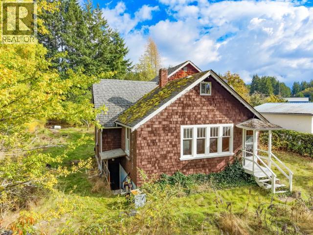 6338 JONCAS PLACE, Powell River