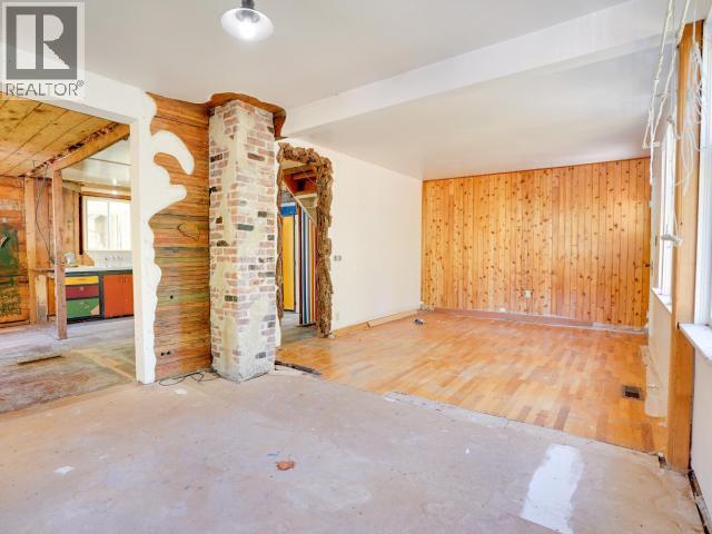 6338 JONCAS PLACE, Powell River